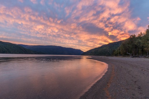 Peacefulness on Quesnel Lake at Silvertip Lodge