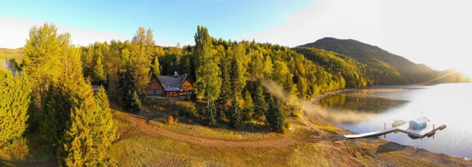silvertip-lodge-heli-panorama