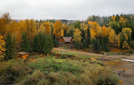 Lodge Exterior 3